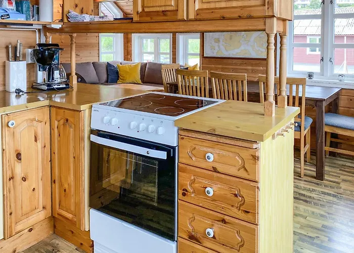 Gorgeous In Leinoy With House Sea View