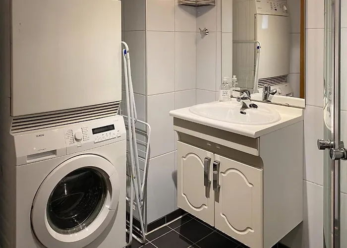 Ferienhaus Gorgeous In Leinoy With House Sea View